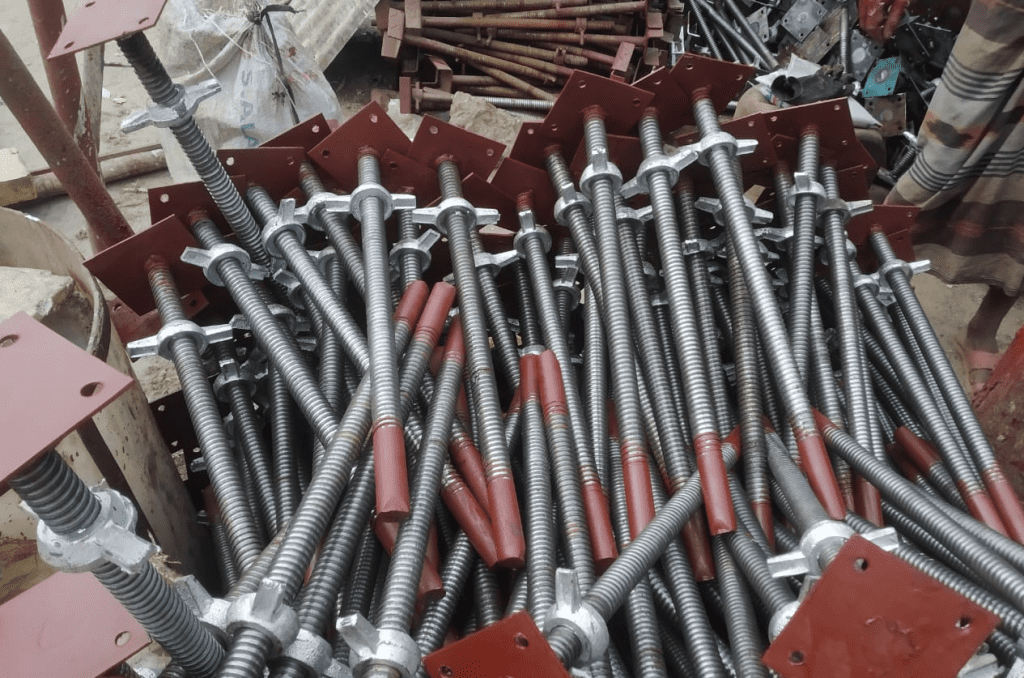 Kích tăng giàn giáo đế u phi 38 chất lượng